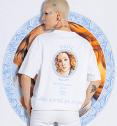 Aphrodite- Pre OrderLimited Design 100% Cotton&Oversized Tee.Embrace mythic style with Aphrodite Tee 006 . Oversized, crafted from %100 organic cotton, infused with the essence of Aphrodite. Pre-order now!